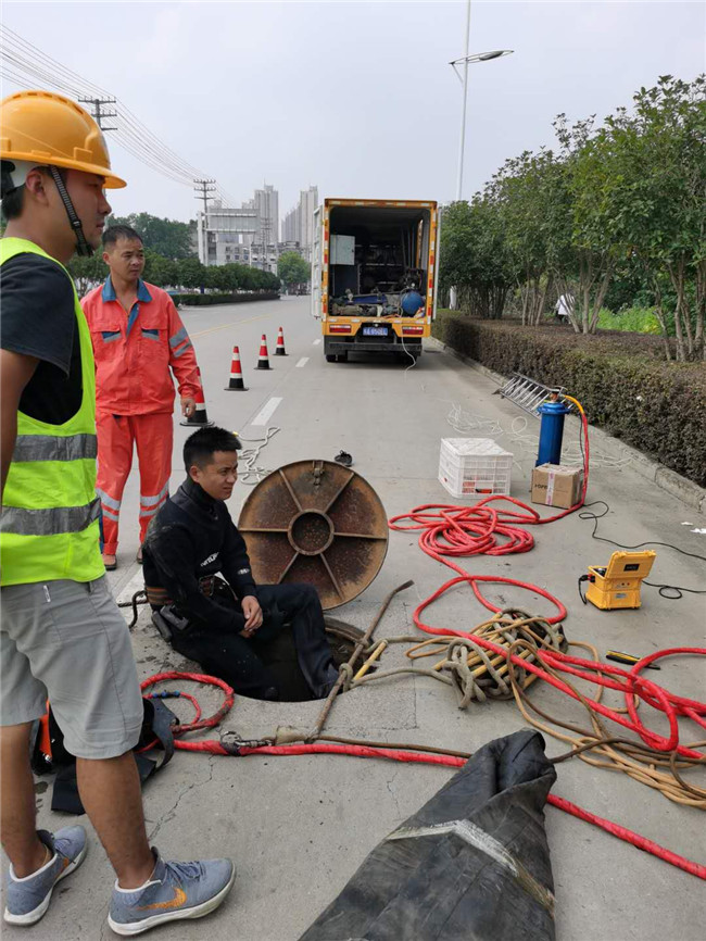周村翻衬法管道修复技术主要工序