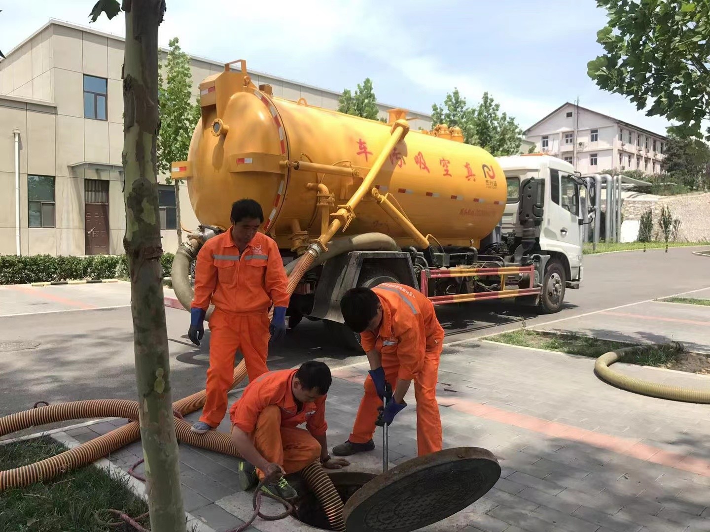 周村化粪池清理与5-8吨吸粪车施工效率分析